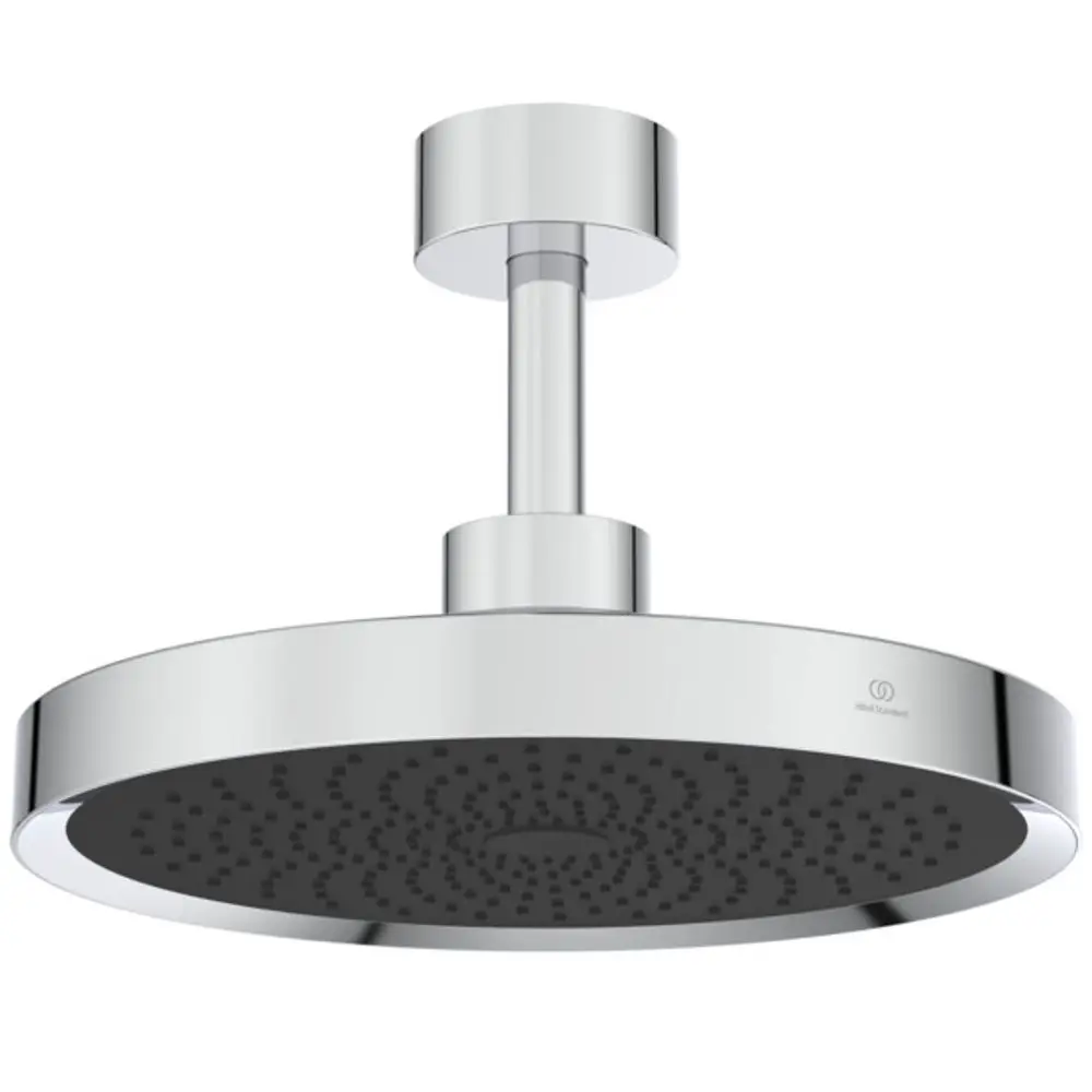 Duschkopf von Ideal Standard mit runder, flacher Form und gleichmäßig angeordneten Düsen. Der glänzende Chrom-Finish sorgt für ein modernes Erscheinungsbild.